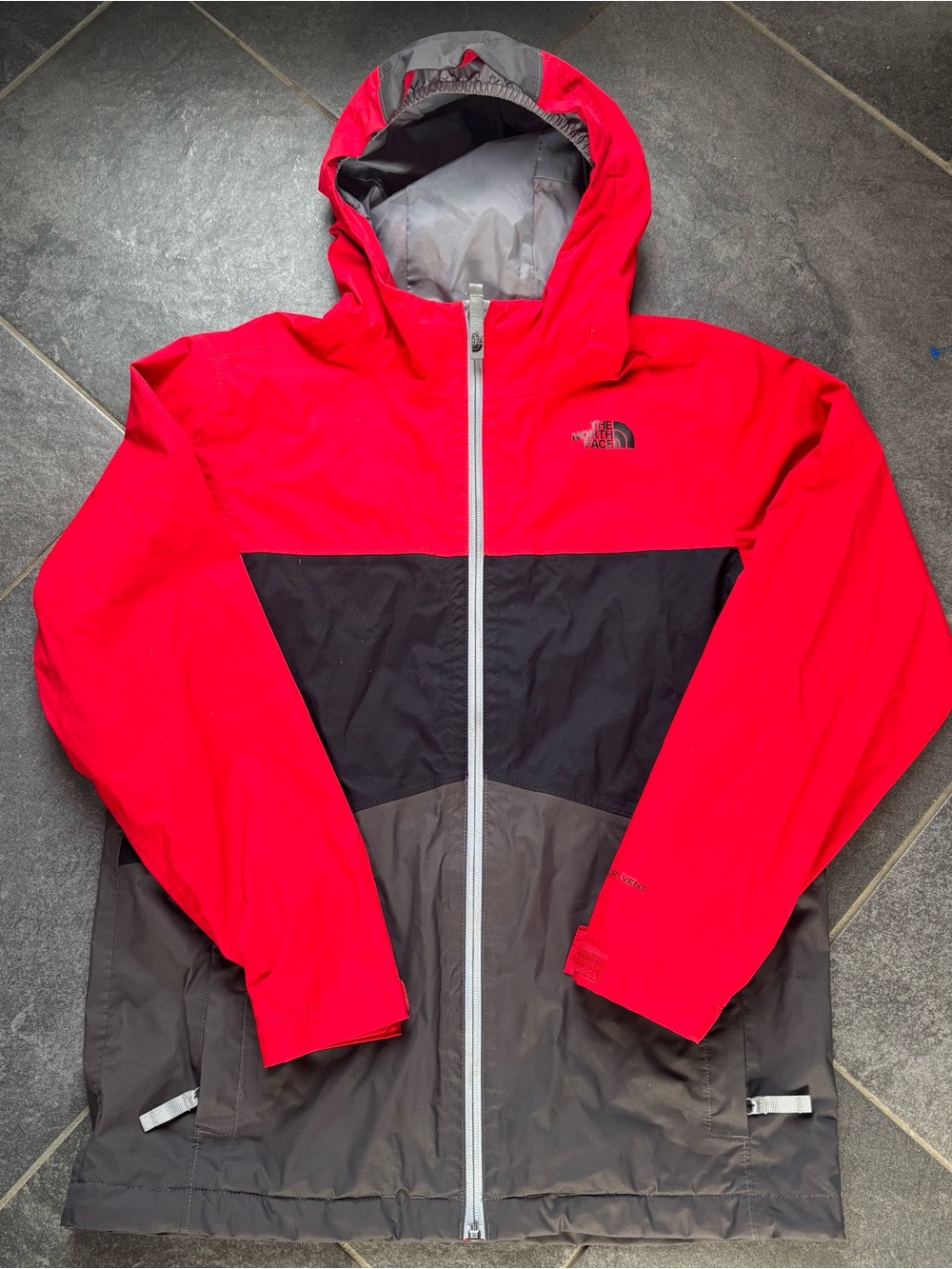 The North Face DryVent Boys Waterproof Hooded Colorblock Rain Jacket 14-16